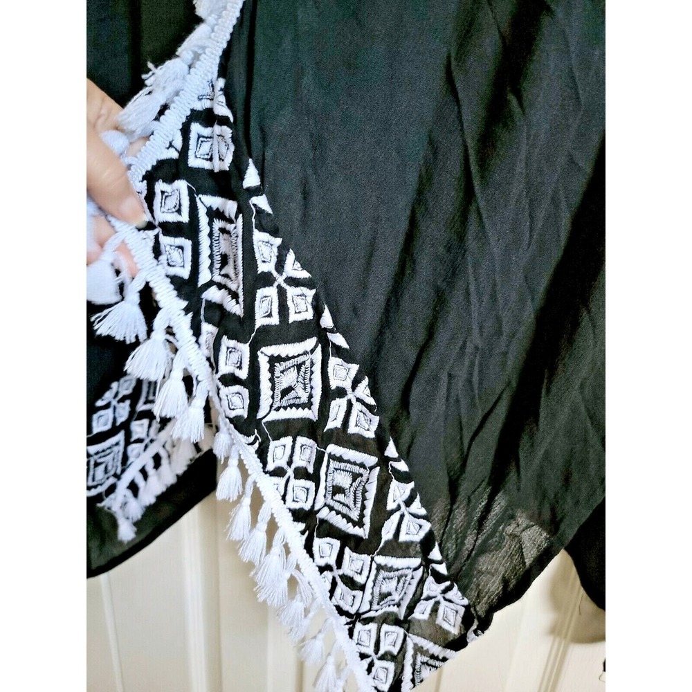 Vince Camuto OS Women Black White Tassel Embroidered Kimono Wrap Cardigan NWT - Picture 6 of 9